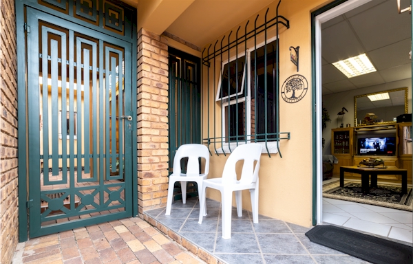 Entrance1